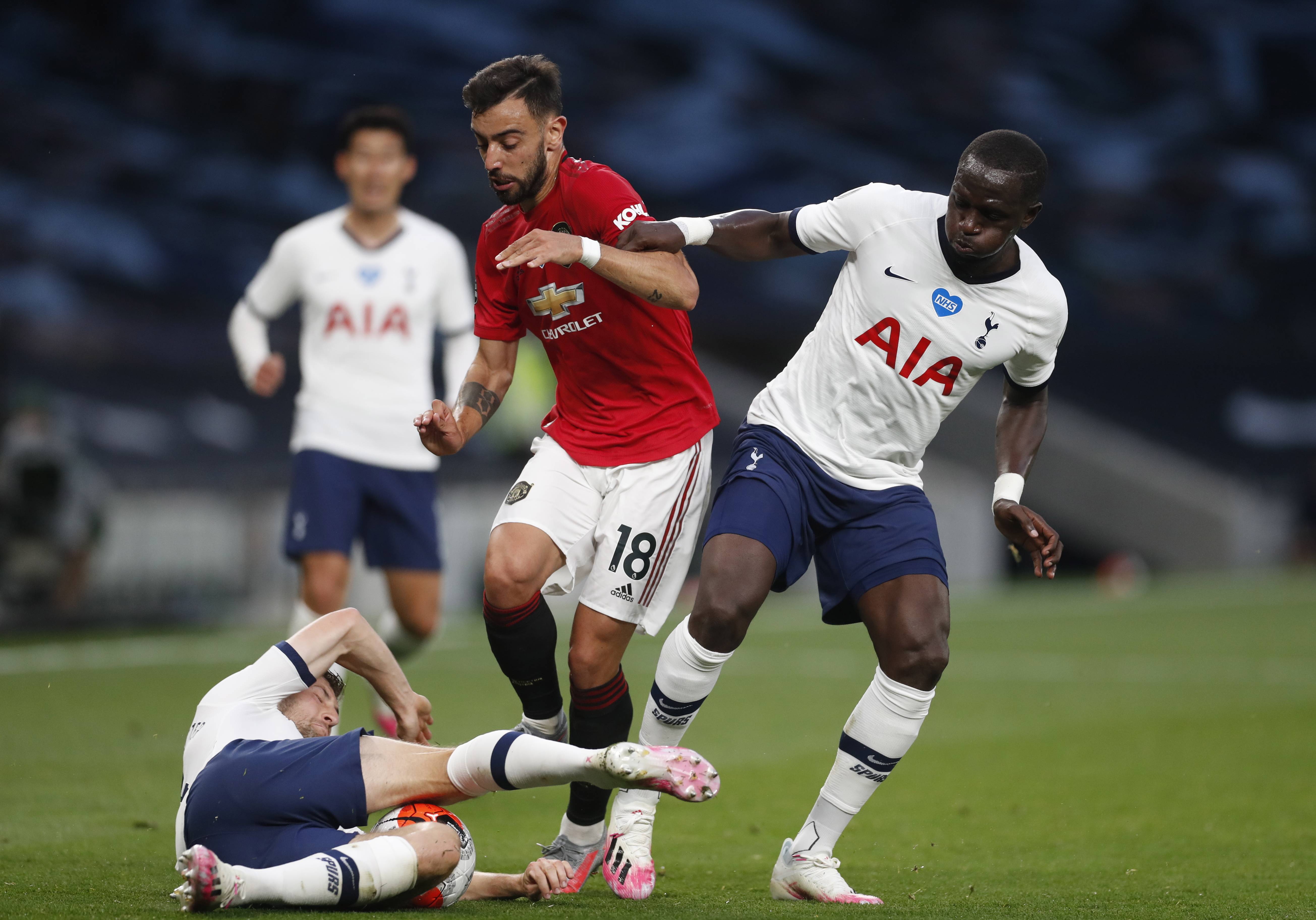 引发情感共 引发情感共